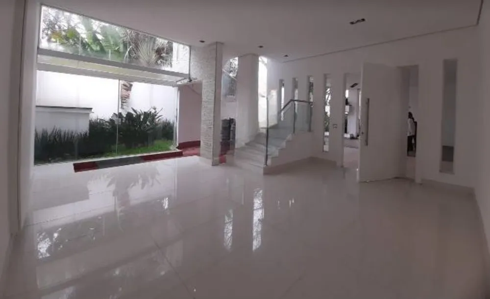 Sobrado, 6 quartos, 1132 m² - Foto 1