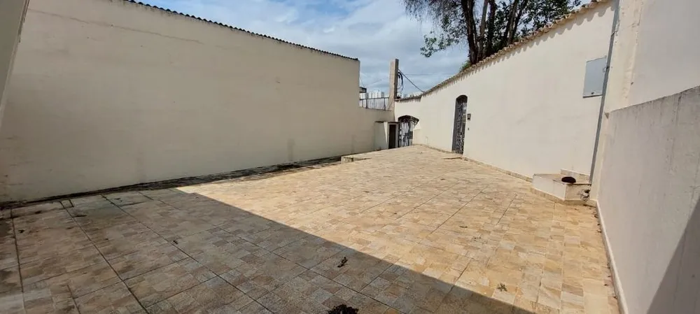 Casa, 1 quarto, 240 m² - Foto 2