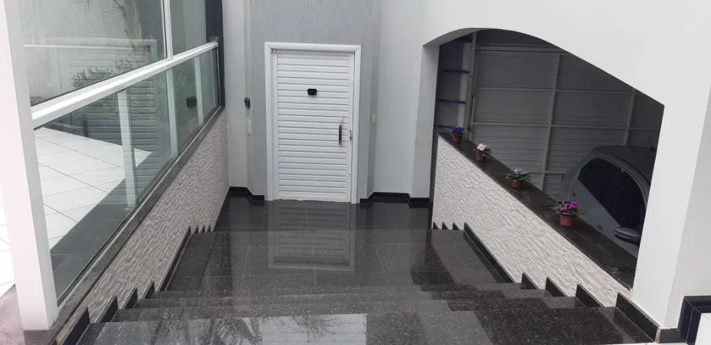 Sobrado, 3 quartos, 535 m² - Foto 2