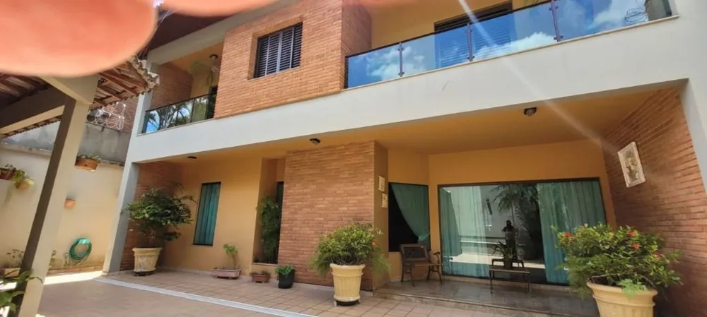 Sobrado, 4 quartos, 516 m² - Foto 1