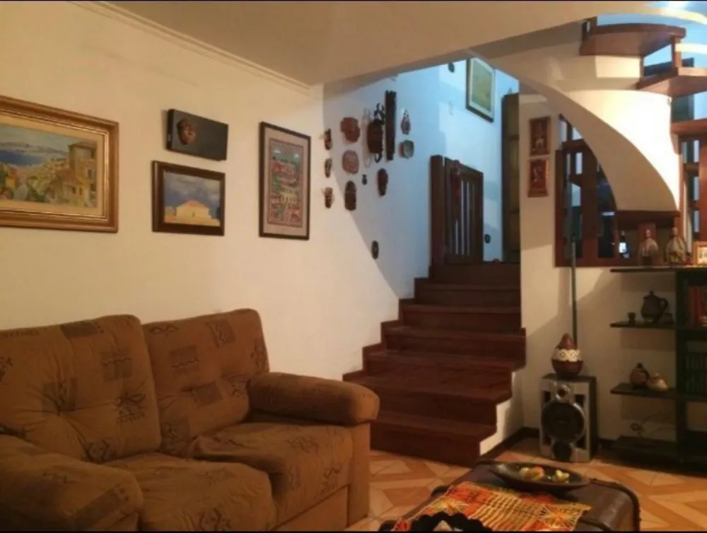 Sobrado, 3 quartos, 168 m² - Foto 1