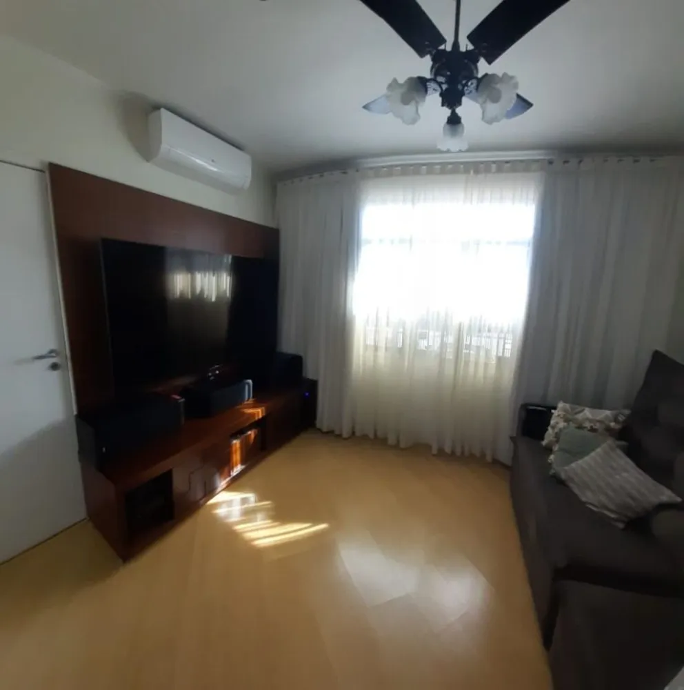 Casa, 3 quartos, 114 m² - Foto 1