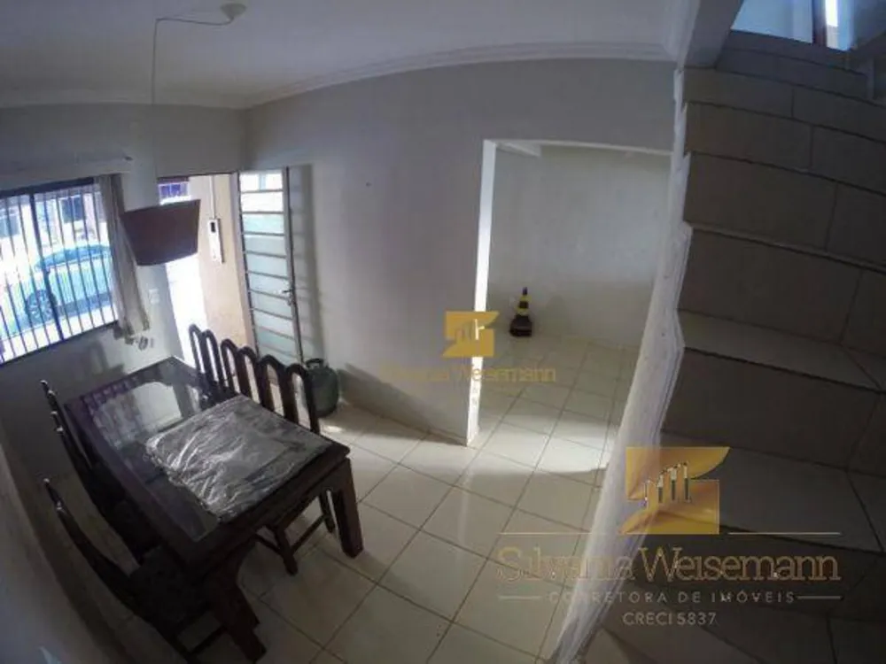 Casa, 3 quartos, 95 m² - Foto 1