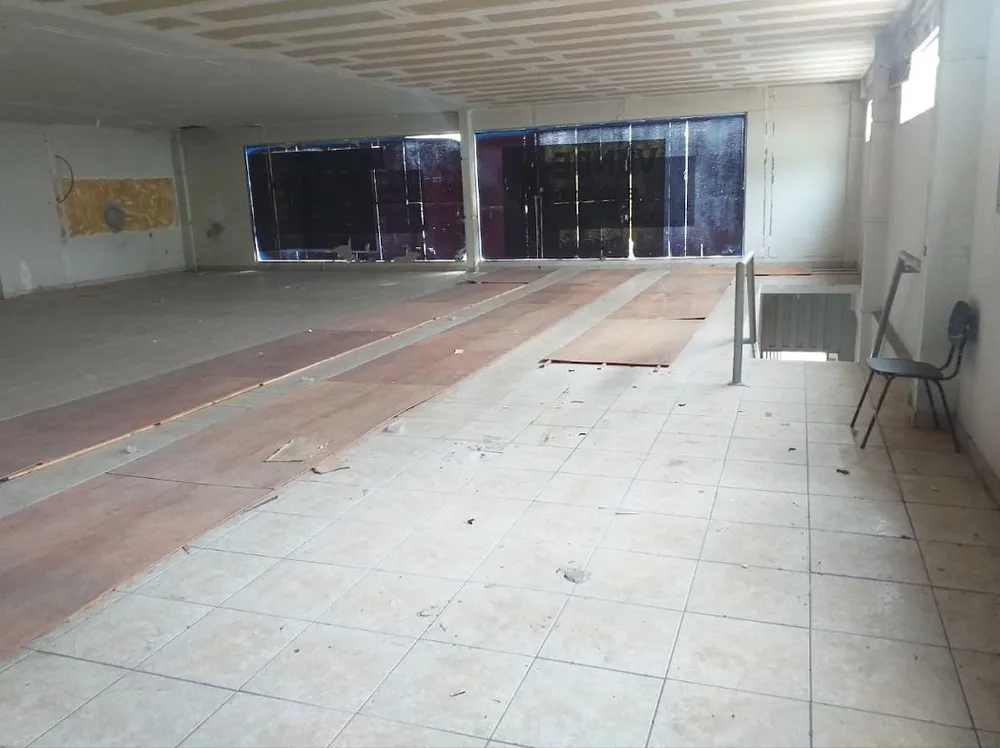Loja-Salão, 258 m² - Foto 1