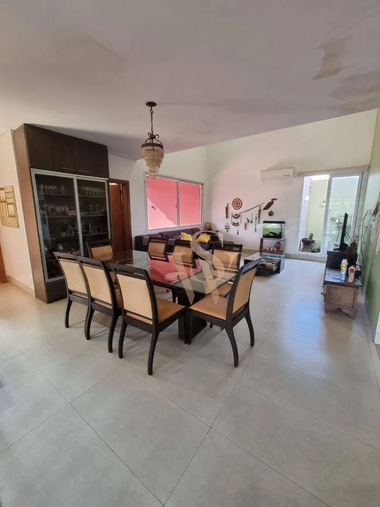 Casa, 3 quartos, 261 m² - Foto 3