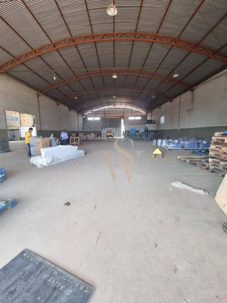 Depósito-Galpão, 700 m² - Foto 2