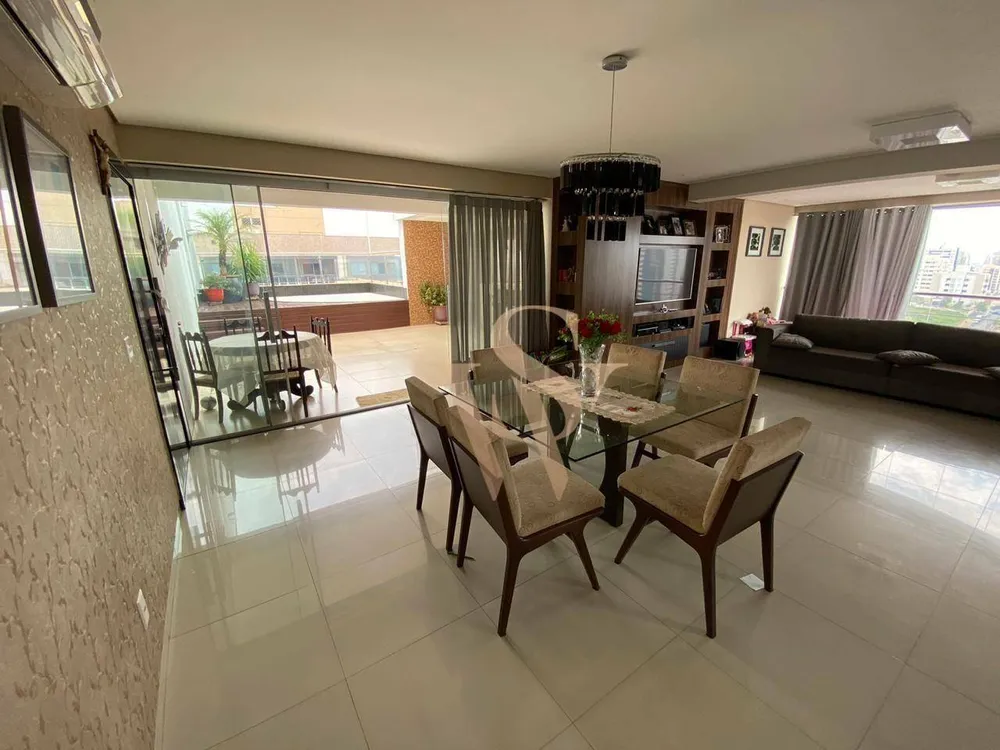Apartamento, 3 quartos, 220 m² - Foto 2