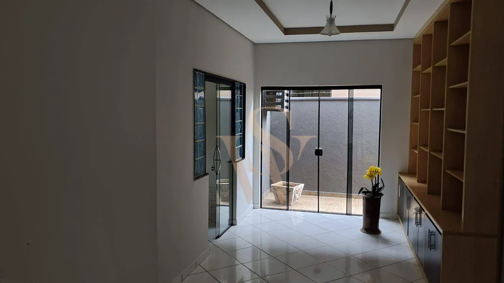 Casa, 3 quartos, 204 m² - Foto 1