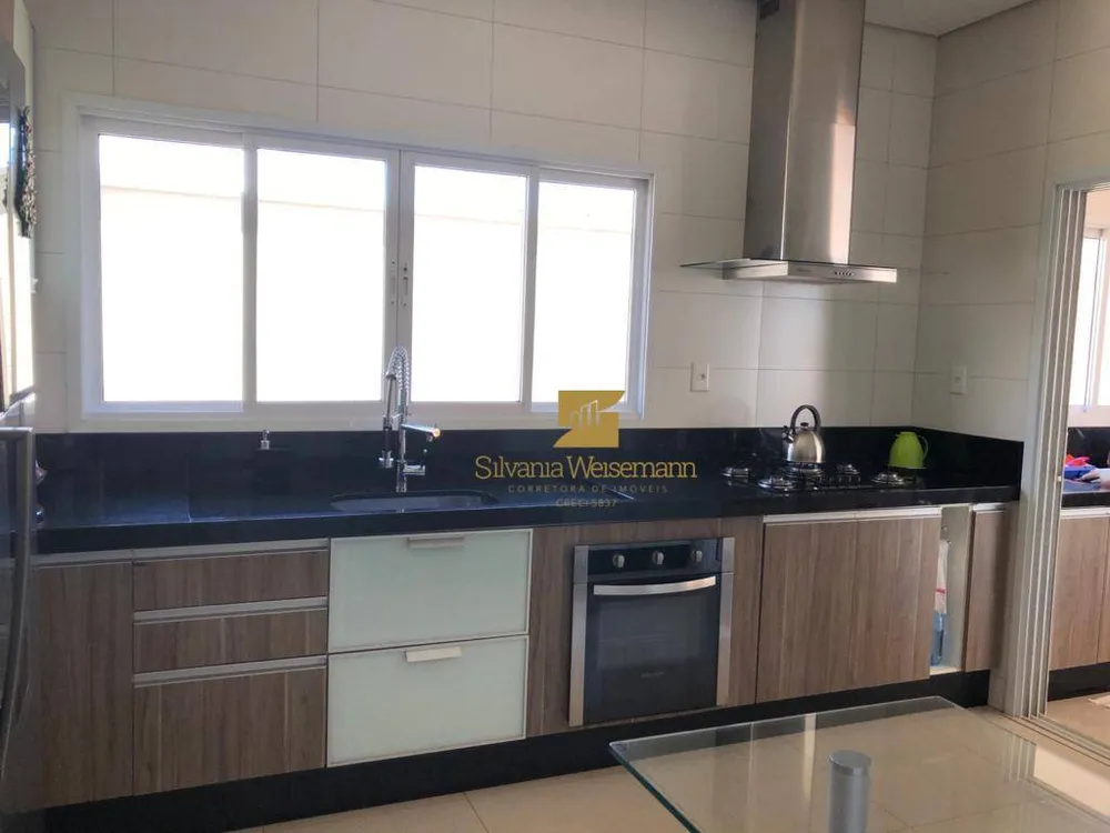Sobrado, 4 quartos, 317 m² - Foto 4