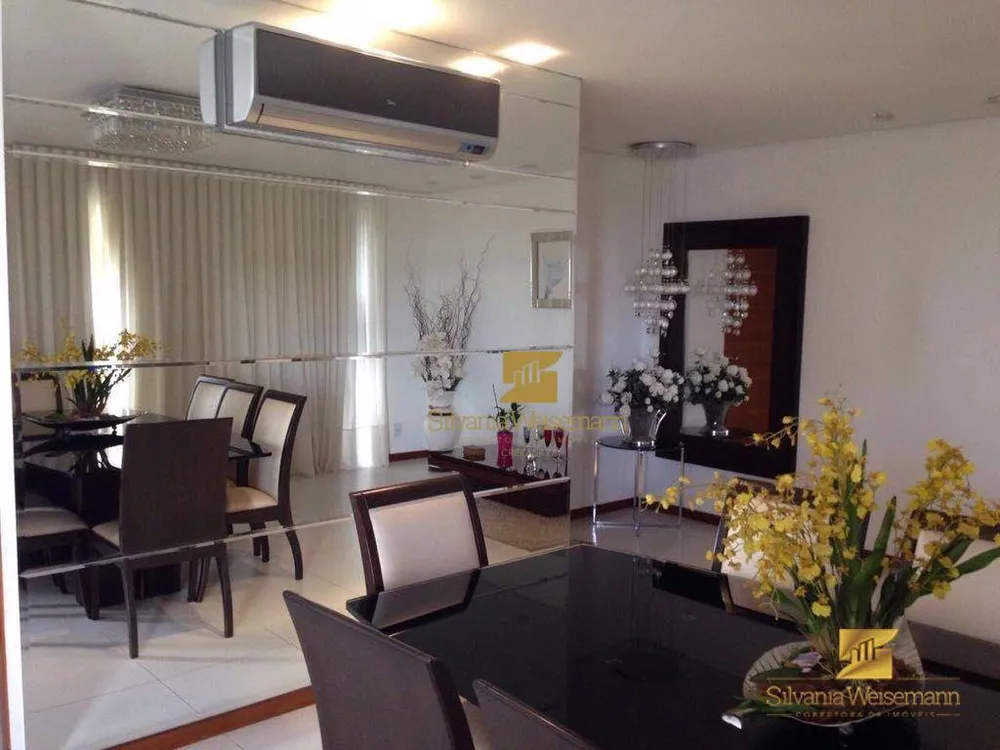 Apartamento, 4 quartos, 215 m² - Foto 1
