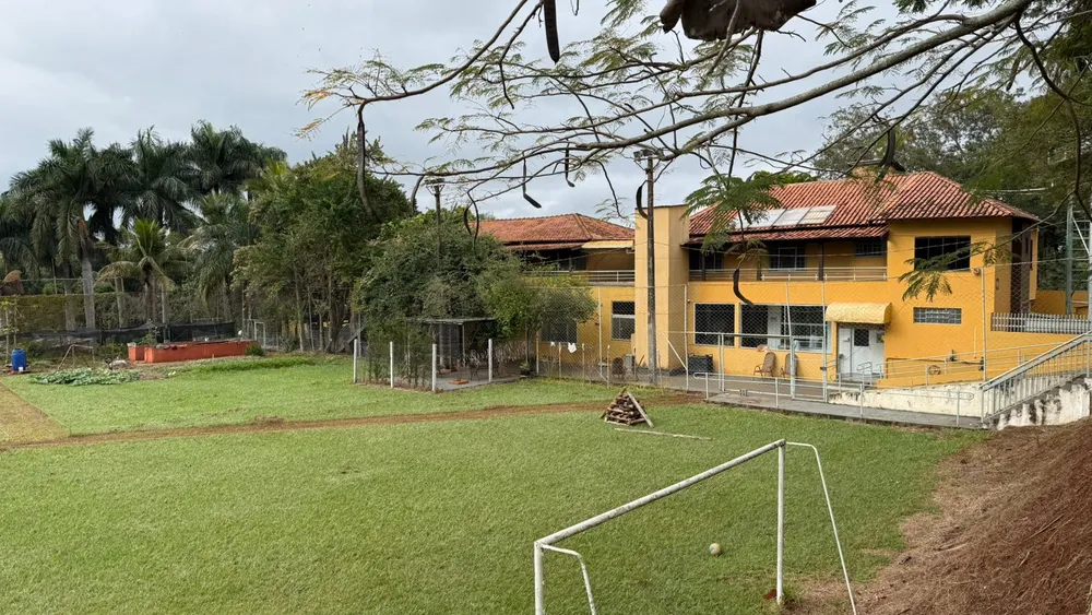 Casa, 6 quartos, 682 m² - Foto 1
