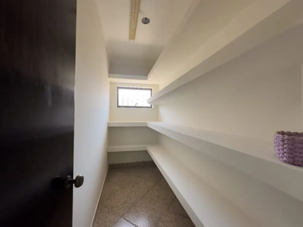 Casa, 4 quartos, 237 m² - Foto 12