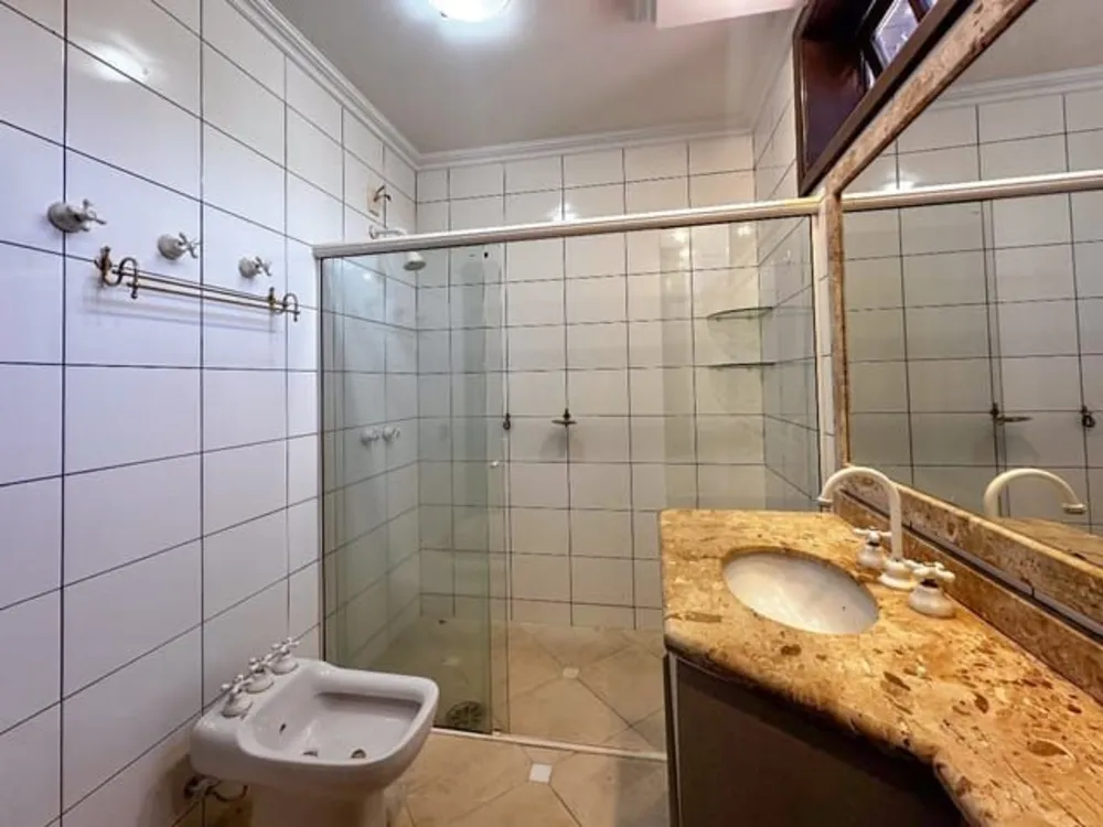 Casa, 4 quartos, 237 m² - Foto 13