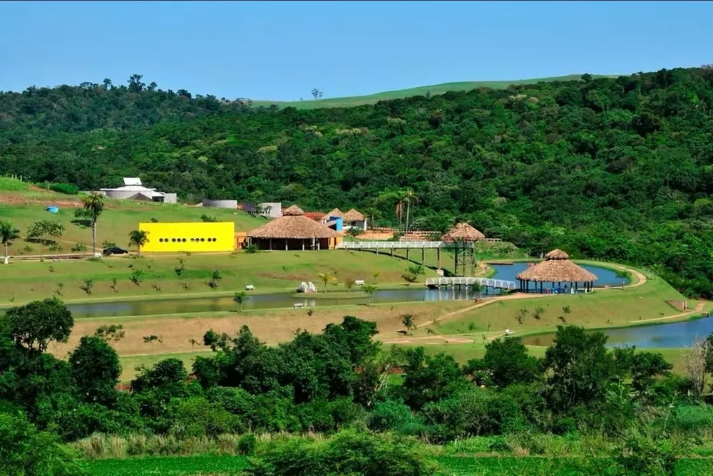 Loteamento e Condomínio, 1500 m² - Foto 2