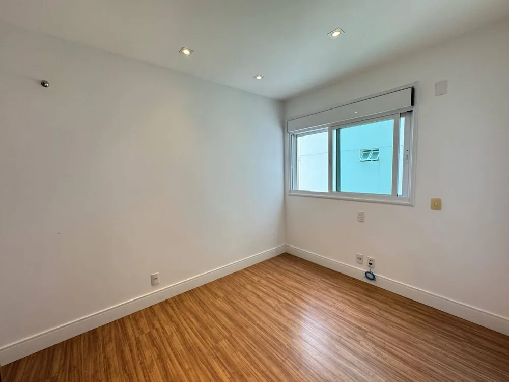 Apartamento, 3 quartos, 236 m² - Foto 9