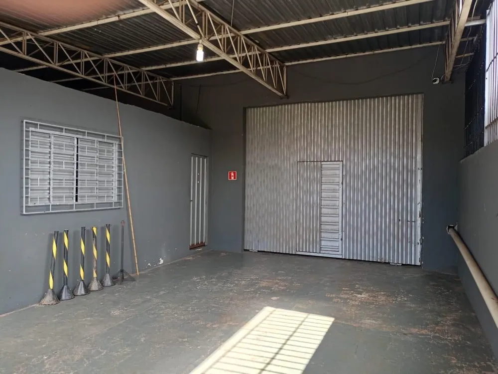 Depósito-Galpão, 212 m² - Foto 3