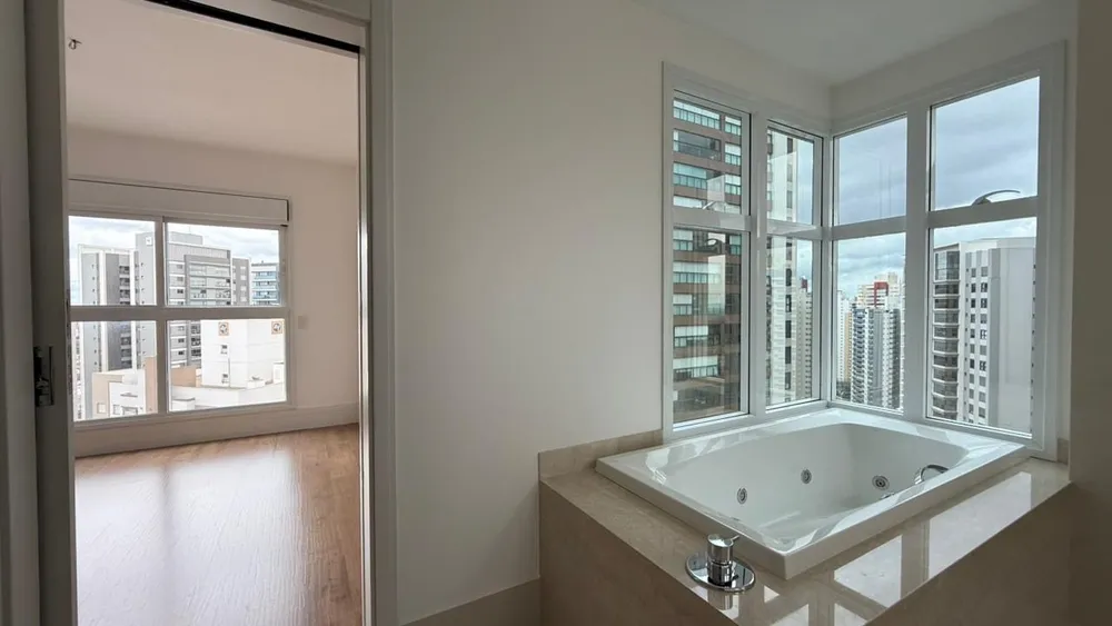 Apartamento, 3 quartos, 214 m² - Foto 11