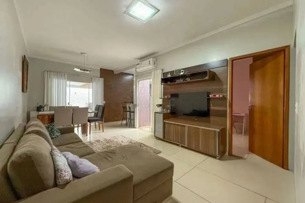 Casa, 3 quartos, 92 m² - Foto 2