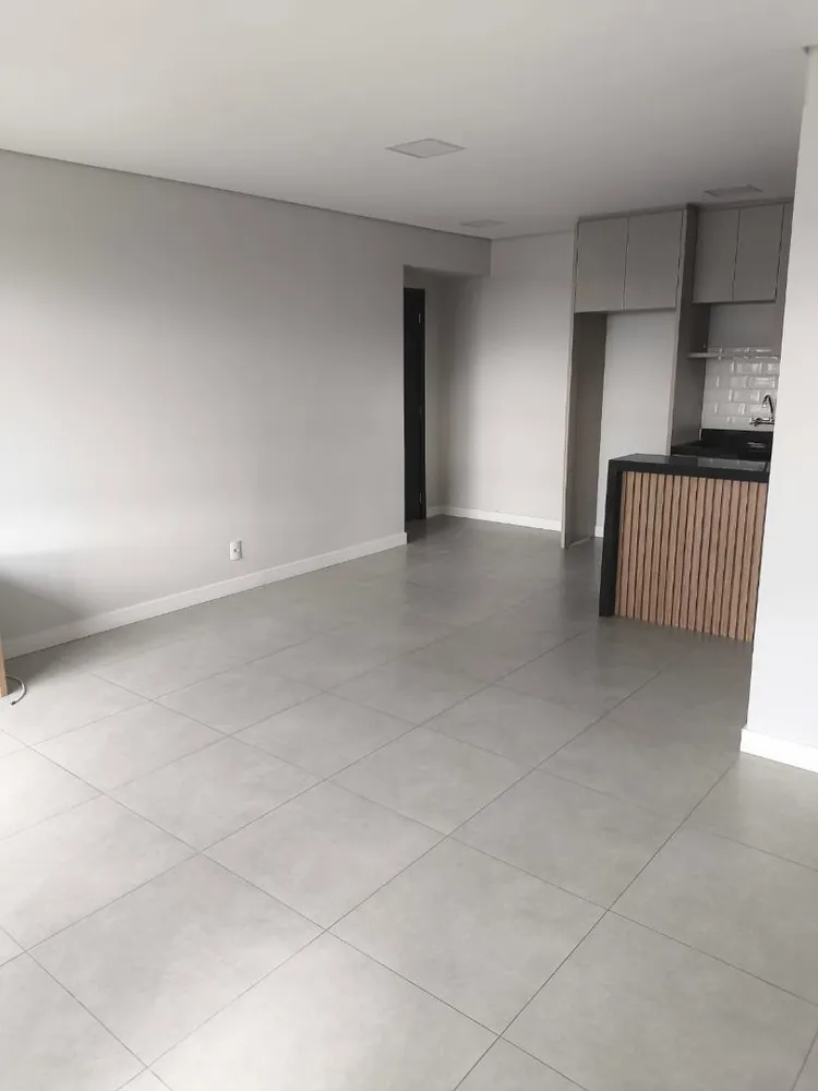 Apartamento, 2 quartos, 72 m² - Foto 2