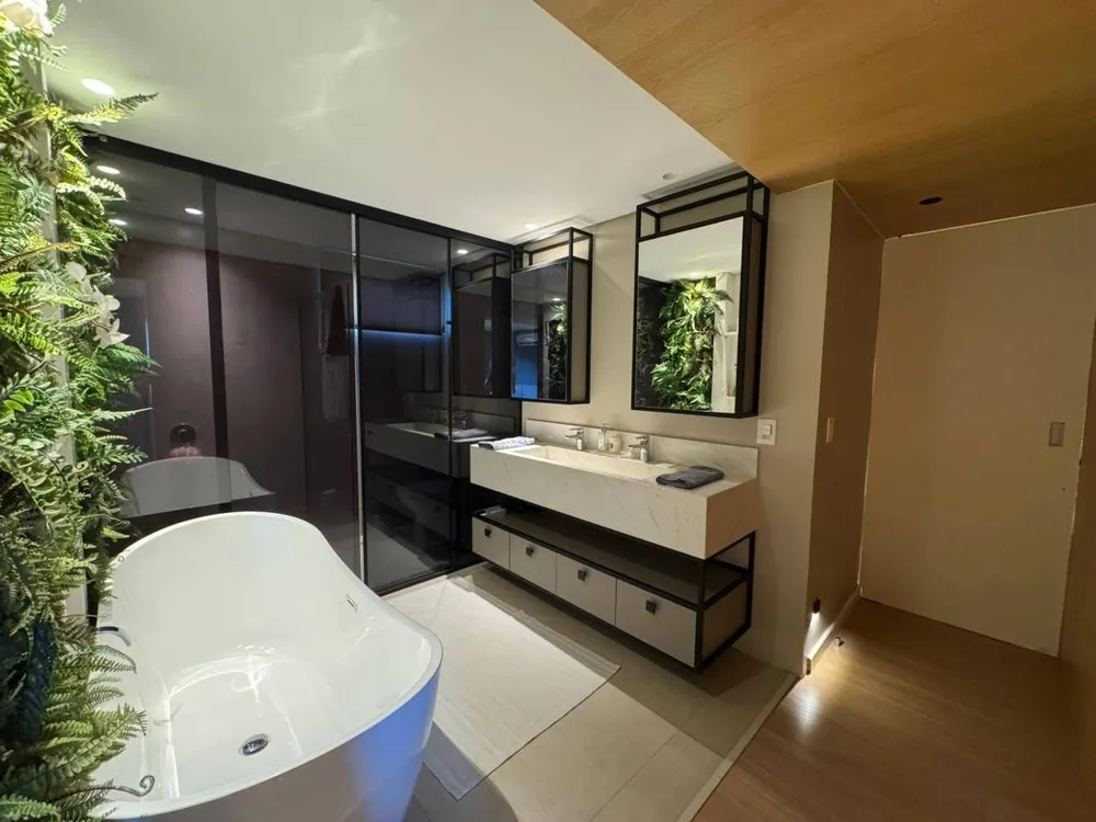 Apartamento, 3 quartos, 185 m² - Foto 2