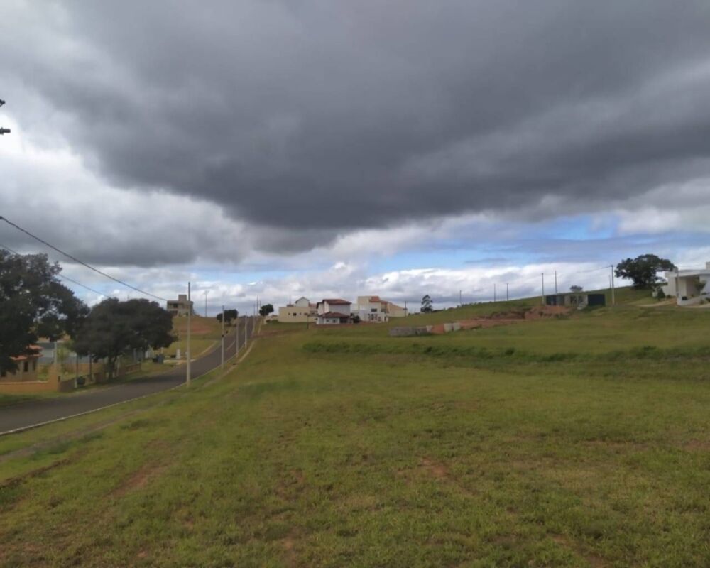 Terreno, 900 m² - Foto 1