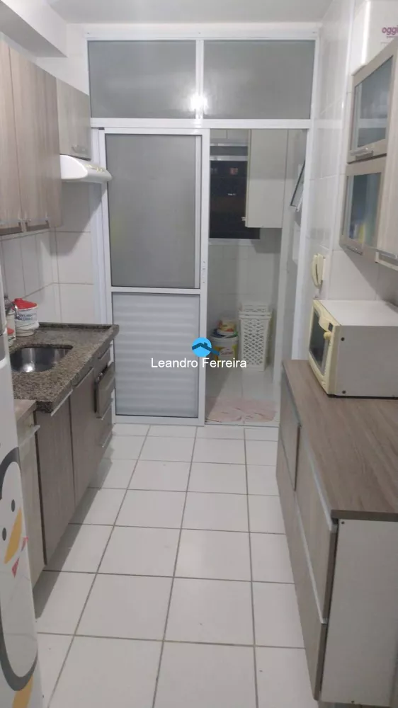 Apartamento à venda com 3 quartos, 80m² - Foto 3