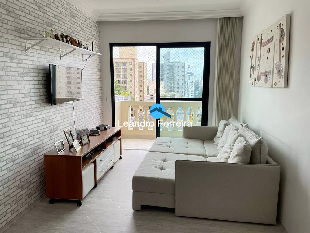 Apartamento à venda com 2 quartos, 70m² - Foto 1