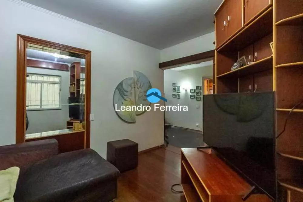 Casa à venda com 4 quartos, 300m² - Foto 3