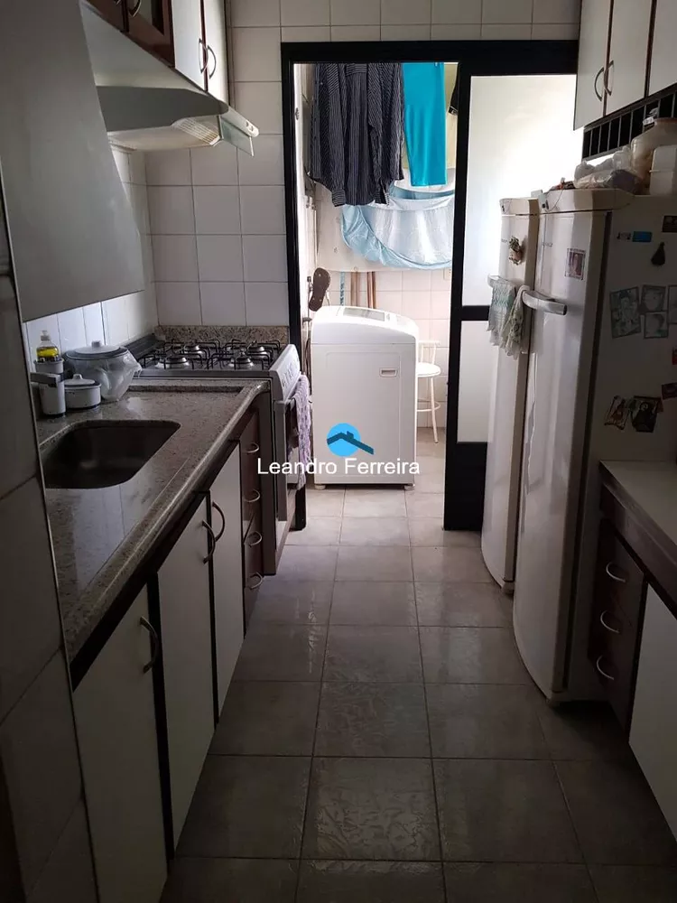 Apartamento à venda com 3 quartos, 70m² - Foto 3