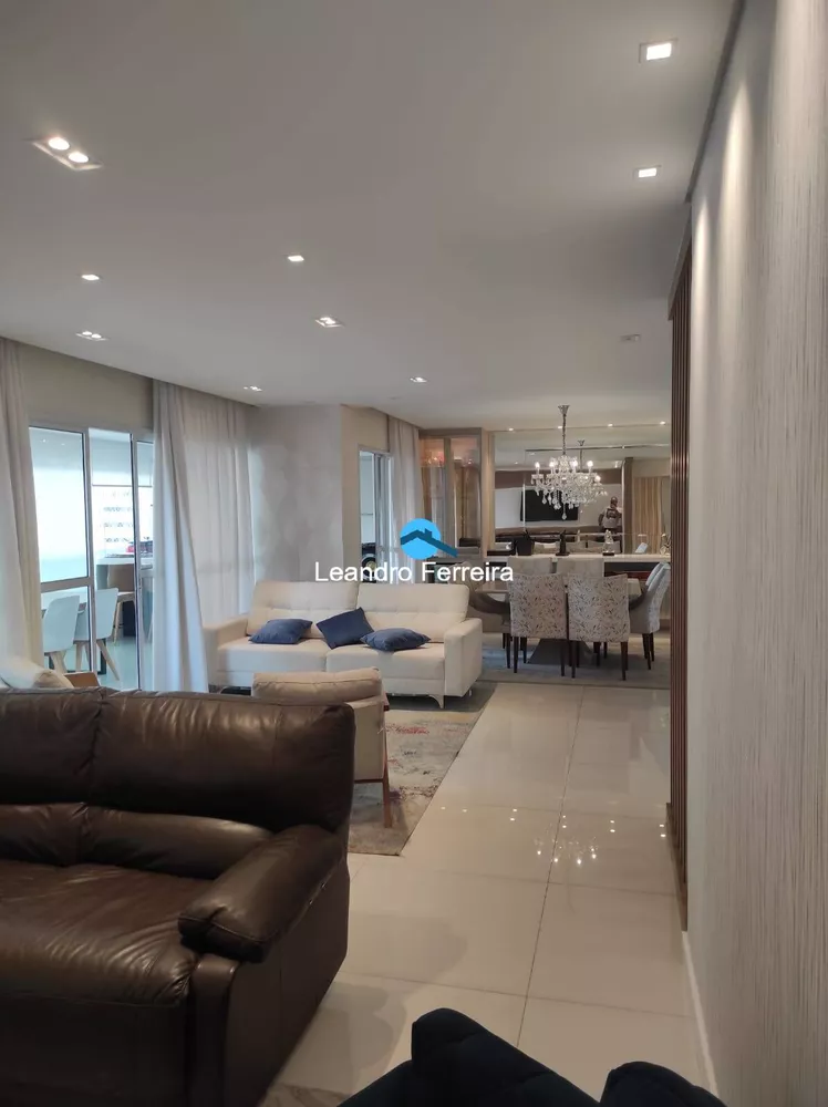 Apartamento à venda com 3 quartos, 180m² - Foto 7