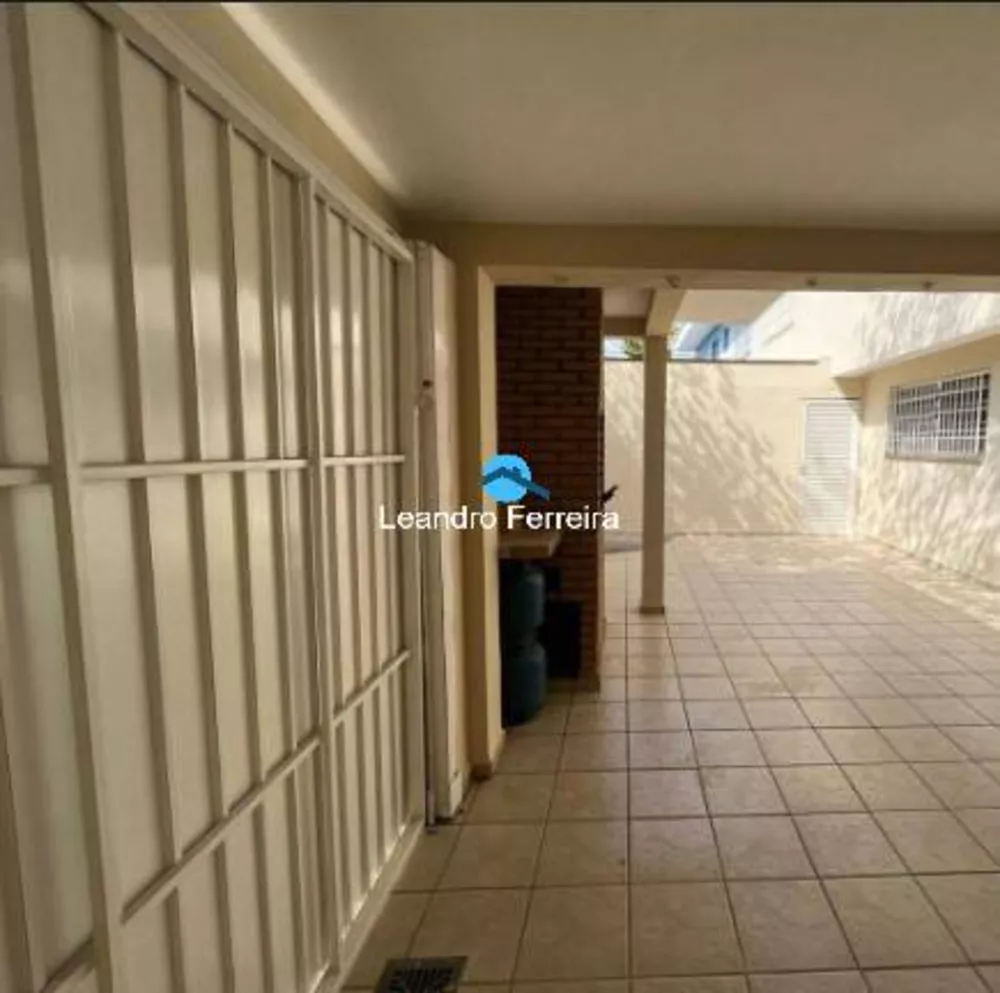 Casa à venda com 4 quartos, 170m² - Foto 4