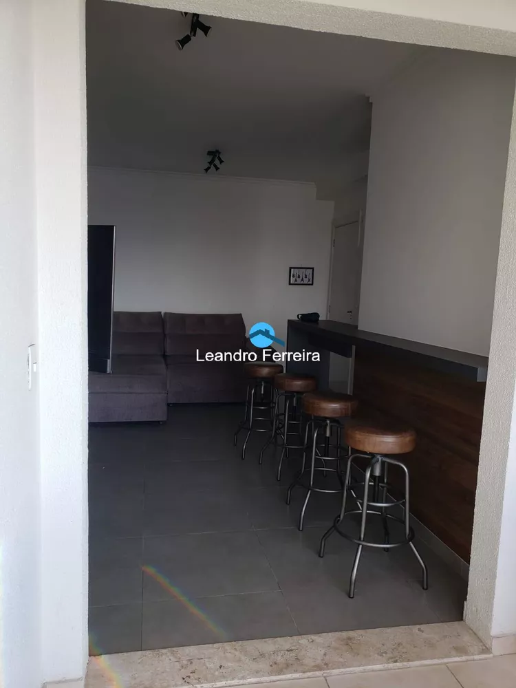 Apartamento à venda com 3 quartos, 75m² - Foto 3