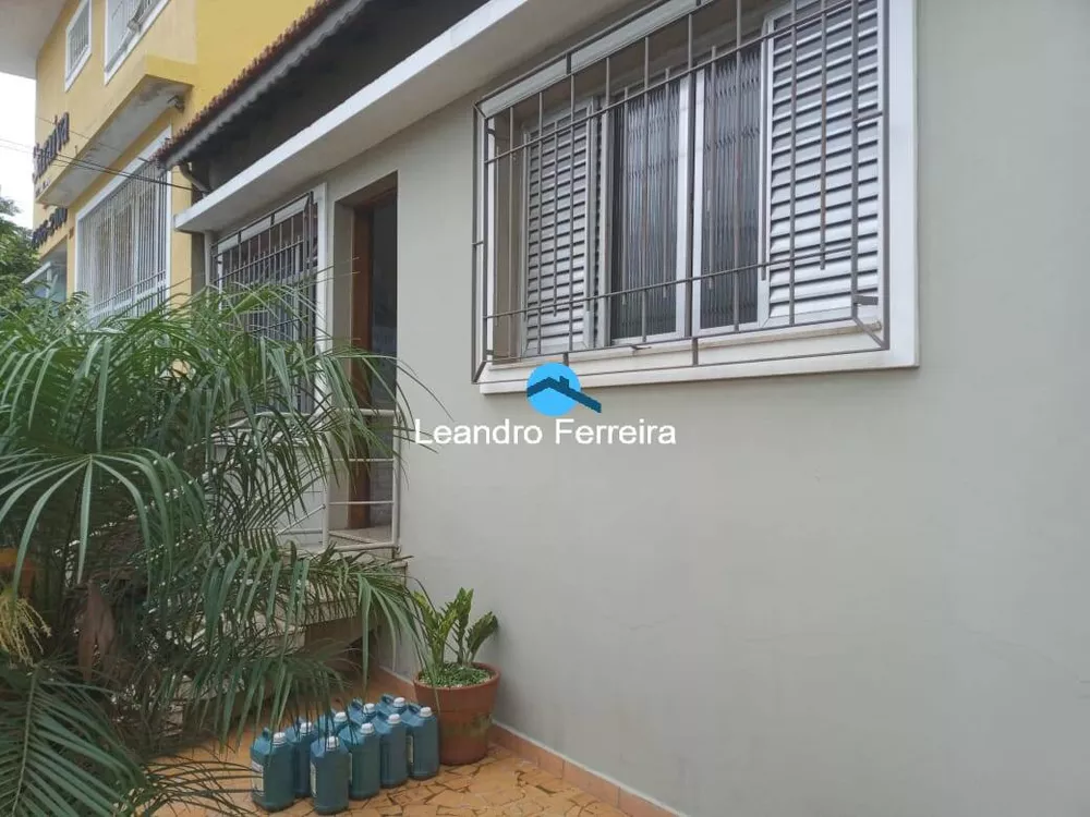 Casa à venda com 3 quartos, 209m² - Foto 1