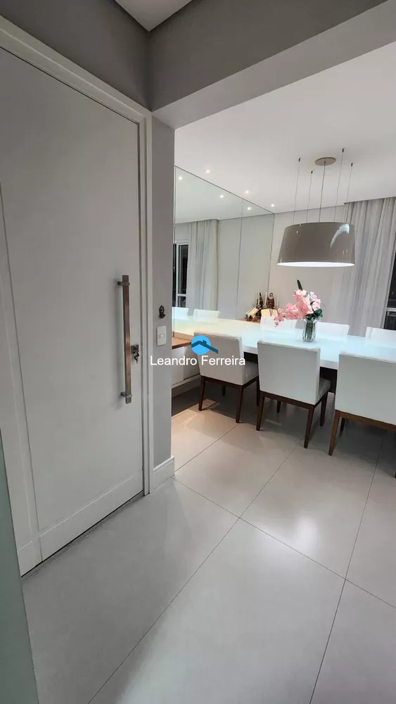 Apartamento à venda com 3 quartos, 123m² - Foto 3