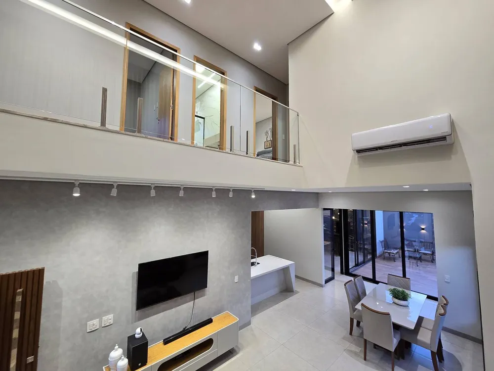 Casa, 3 quartos, 225 m² - Foto 1