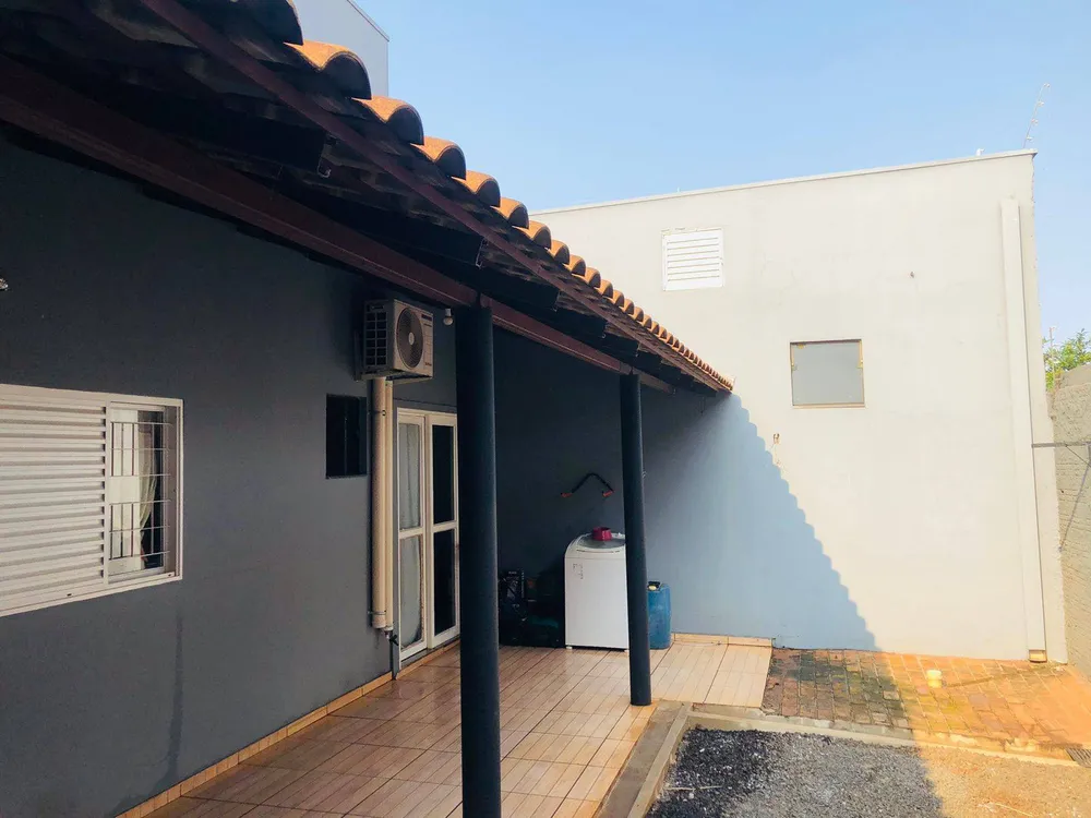 Casa, 21 quartos, 240 m² - Foto 1