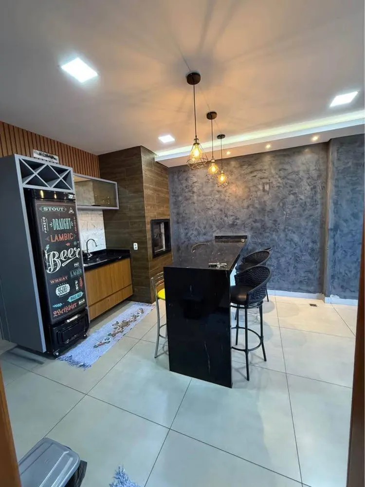 Casa, 3 quartos, 145 m² - Foto 2