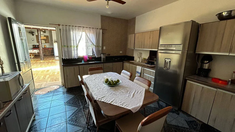 Casa, 3 quartos, 213 m² - Foto 3