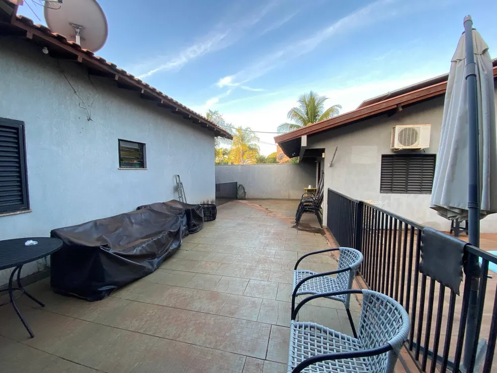 Casa, 3 quartos, 300 m² - Foto 3