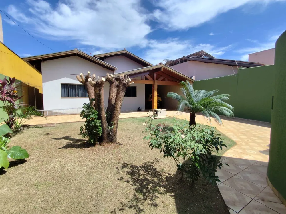 Casa, 3 quartos, 217 m² - Foto 3