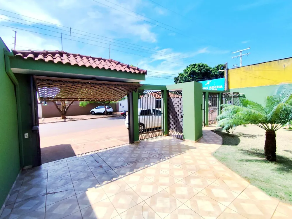 Casa, 3 quartos, 217 m² - Foto 2