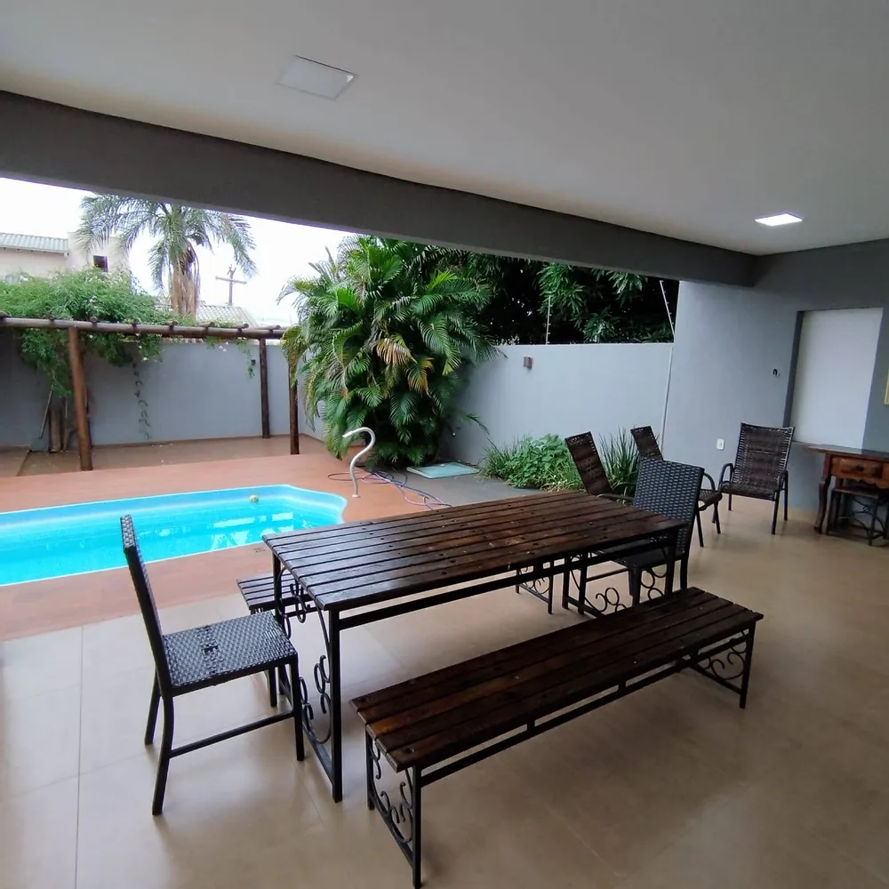 Casa, 3 quartos, 240 m² - Foto 11