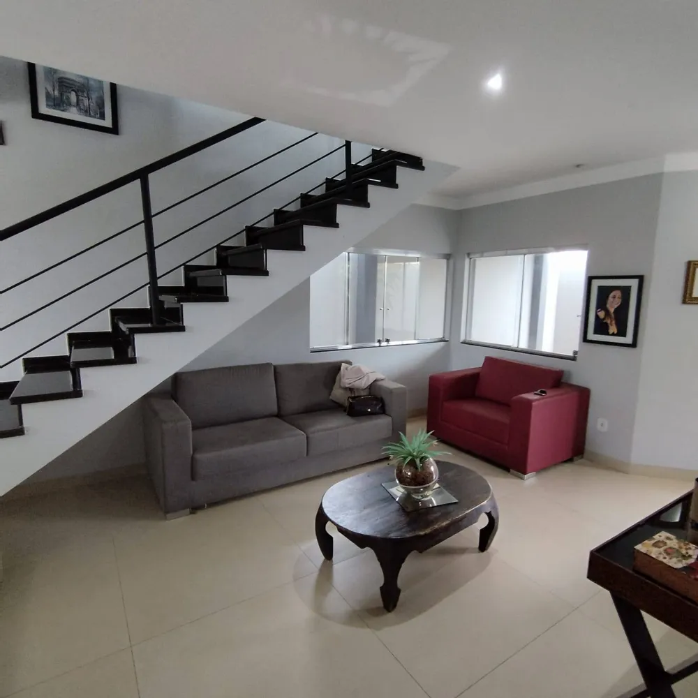 Casa, 3 quartos, 240 m² - Foto 3