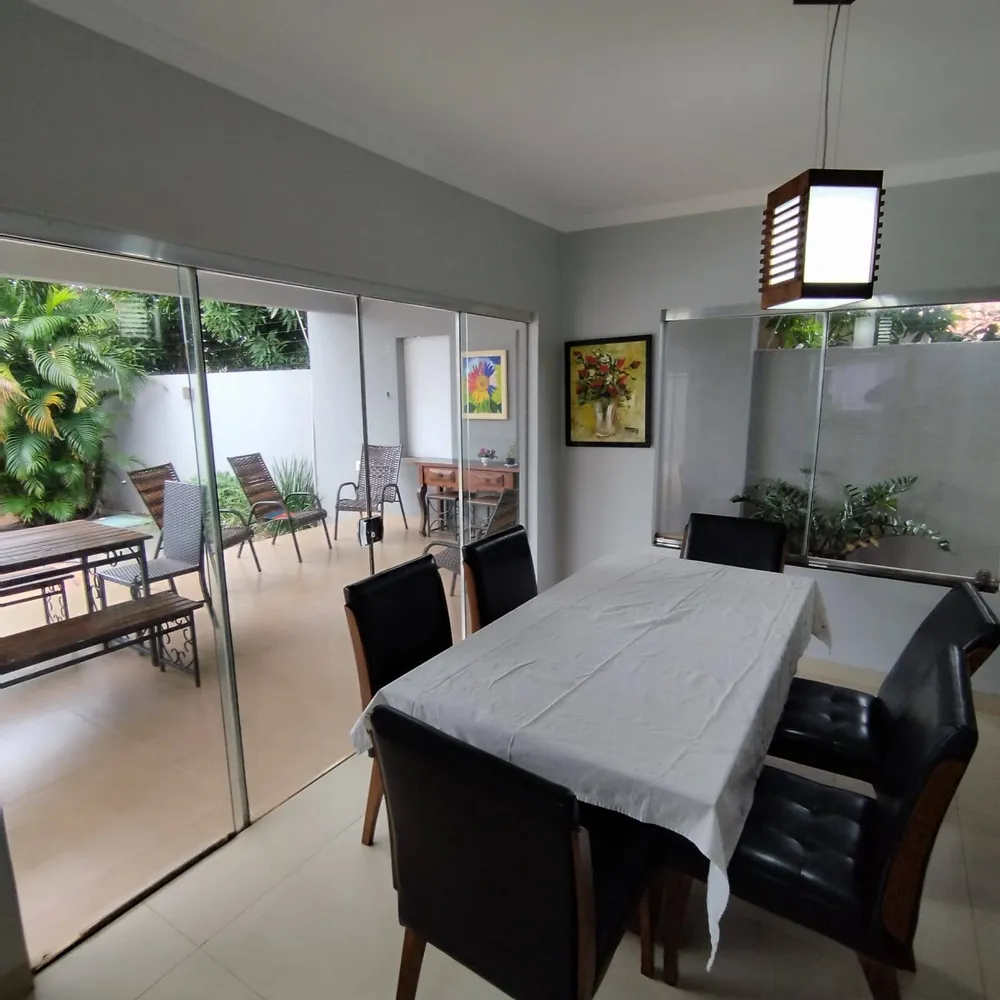 Casa, 3 quartos, 240 m² - Foto 4