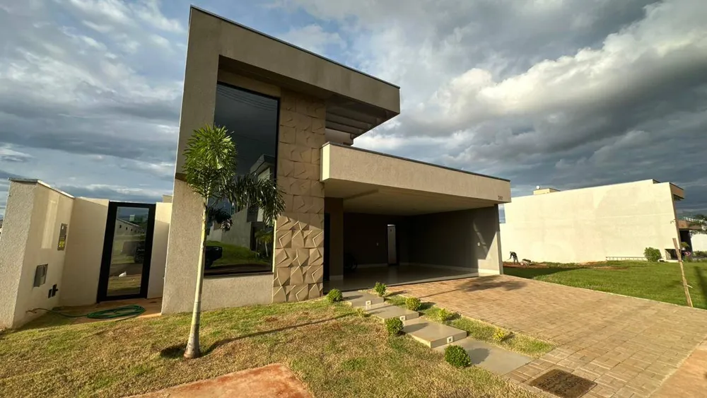 Casa, 3 quartos, 194 m² - Foto 1