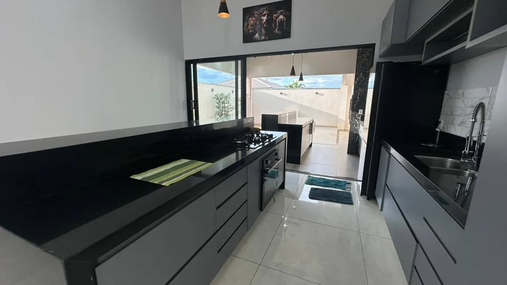 Casa, 3 quartos, 194 m² - Foto 4