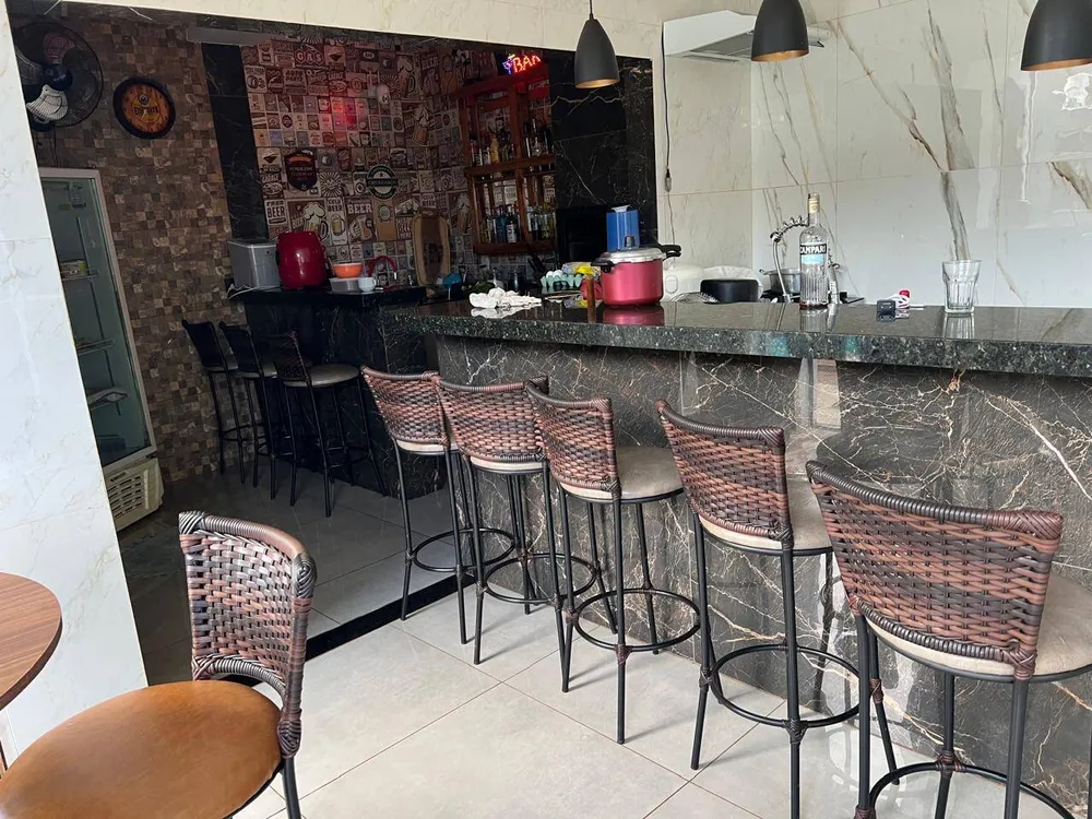 Casa, 3 quartos, 180 m² - Foto 1