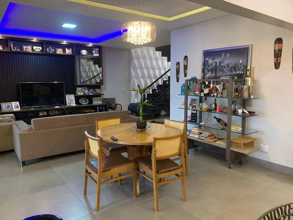 Casa, 4 quartos, 370 m² - Foto 8