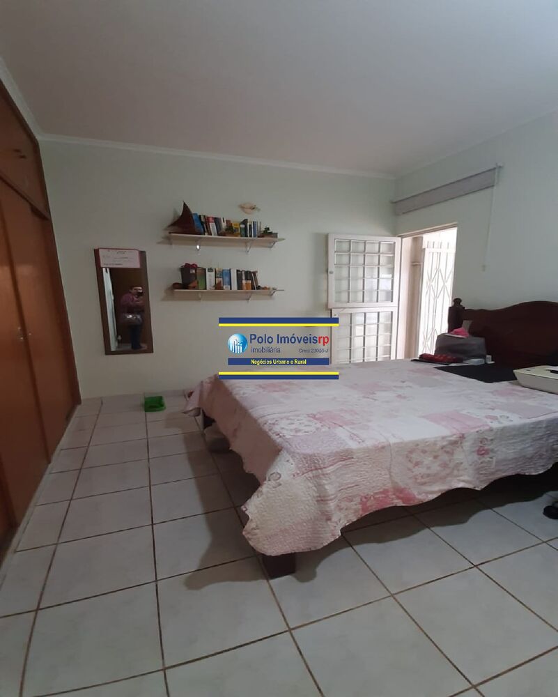 Casa à venda com 4 quartos, 270m² - Foto 4