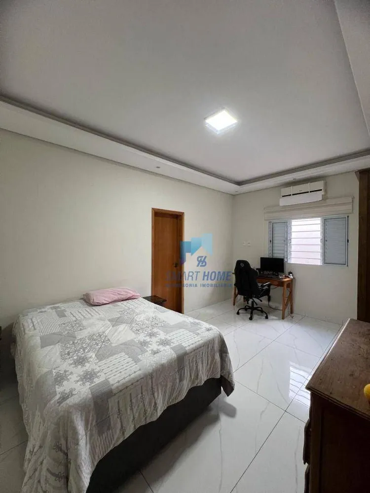Casa, 3 quartos, 287 m² - Foto 1